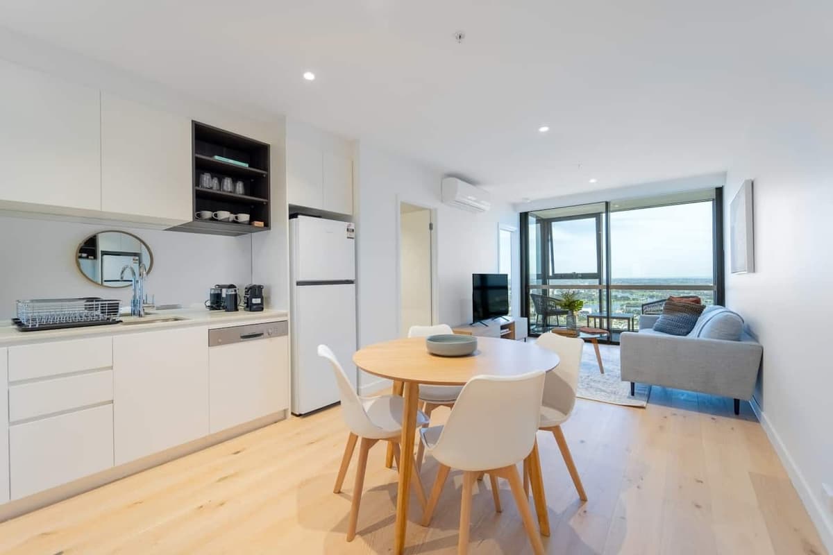 Cosmo Airbnb & ShortTerm Rental Management Melbourne